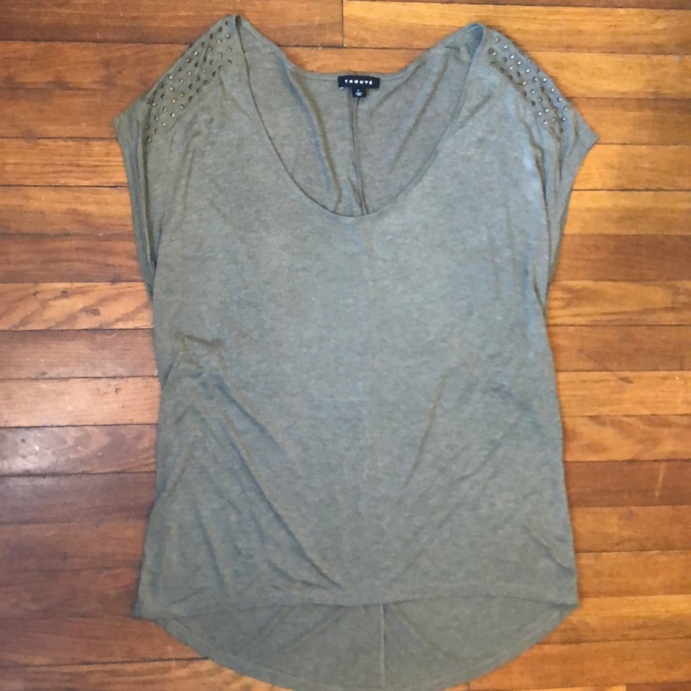 (Notdstrom} Trouve Sleeveless High Low Studded Top